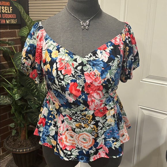 SHEIN Tops - SHEIN Floral Blouse - Navy, Pink, Blue